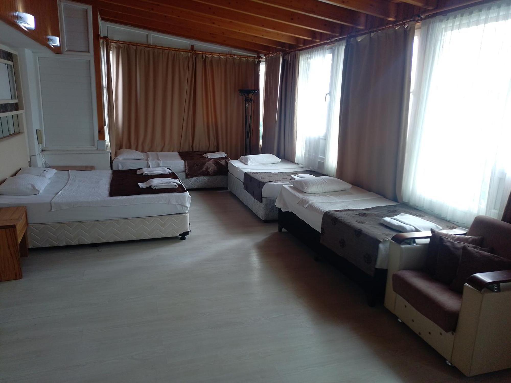 Behram Hotel Αττάλεια Εξωτερικό φωτογραφία