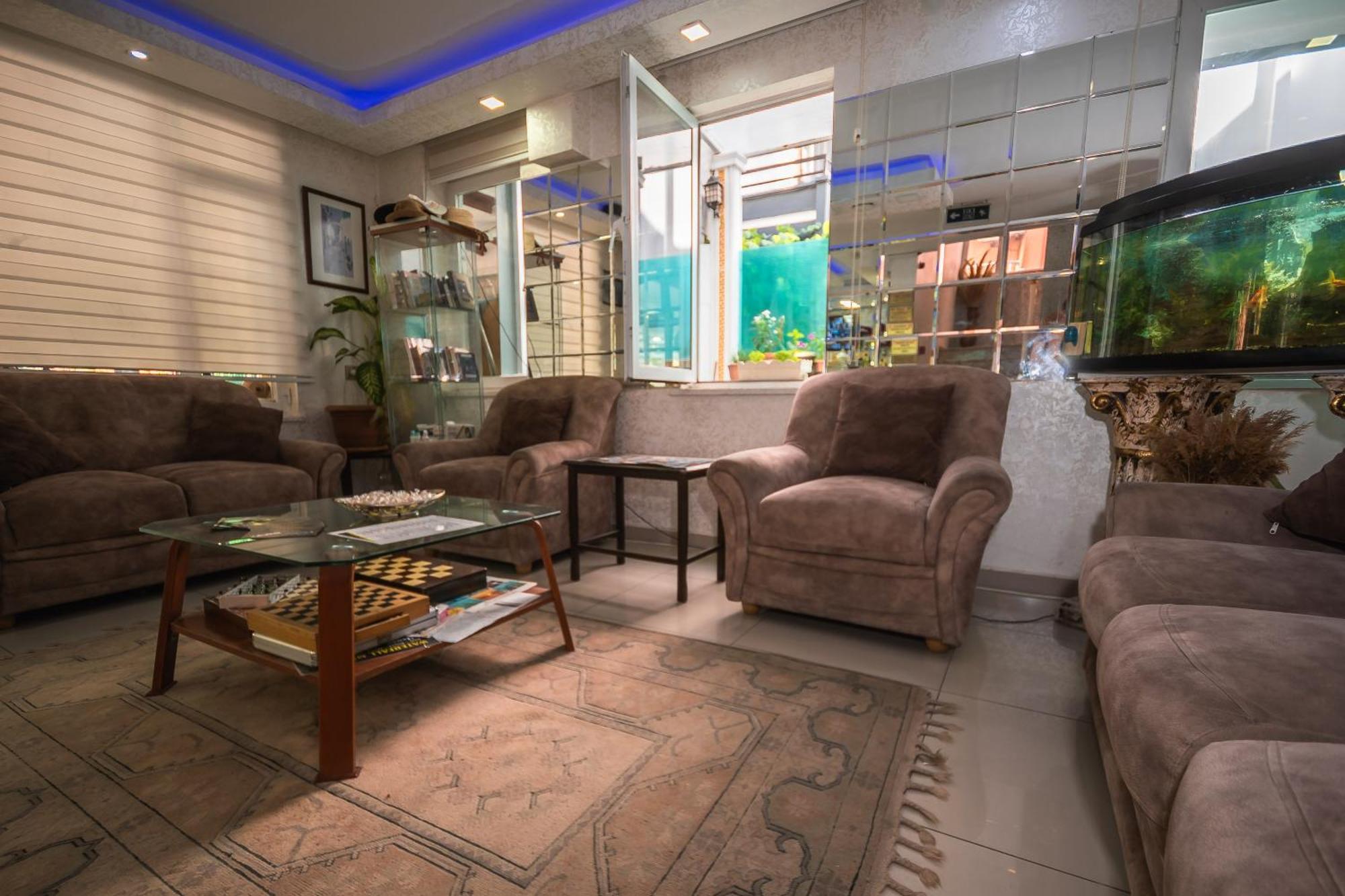 Behram Hotel Αττάλεια Εξωτερικό φωτογραφία