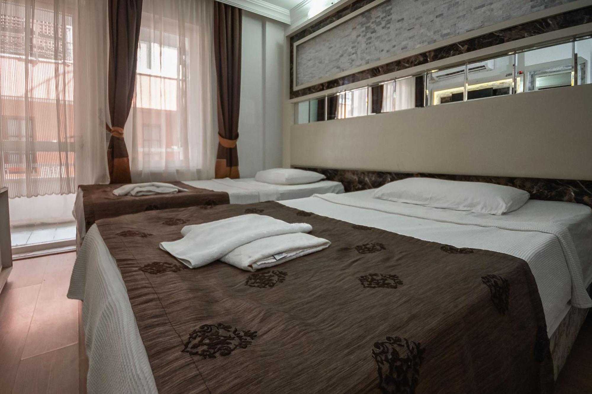 Behram Hotel Αττάλεια Εξωτερικό φωτογραφία